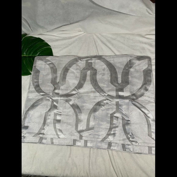 NIB Hotel Collection Primativa Standard Sham Pillowcase - Picture 7 of 12